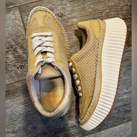 Dolce Vita Denae Platform Sneakers - Picture 8 of 10